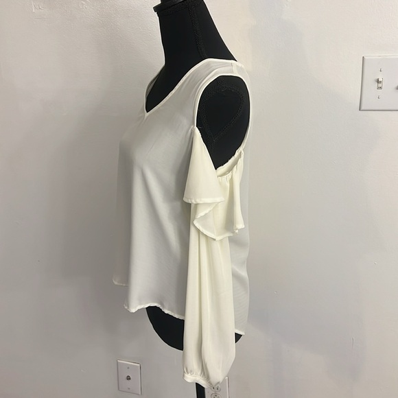 Sweet Wanderer Elegant Cold Shoulder Lightweight Semi-Sheer Blouse, Sz. S. - Picture 6 of 8